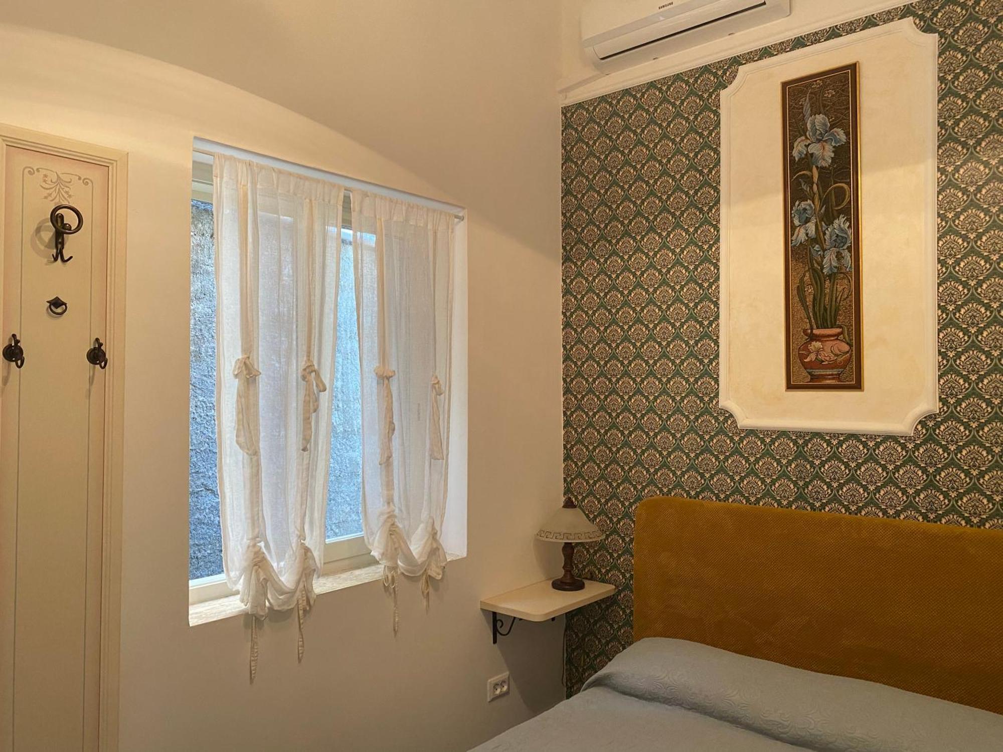 B&B Villa La Petra サン・ニコーラ・アルチェッラ 部屋 写真