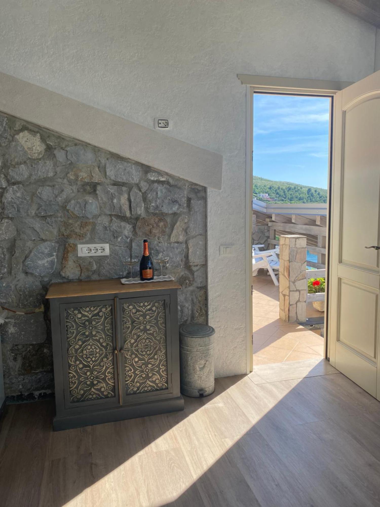 B&B Villa La Petra サン・ニコーラ・アルチェッラ 部屋 写真