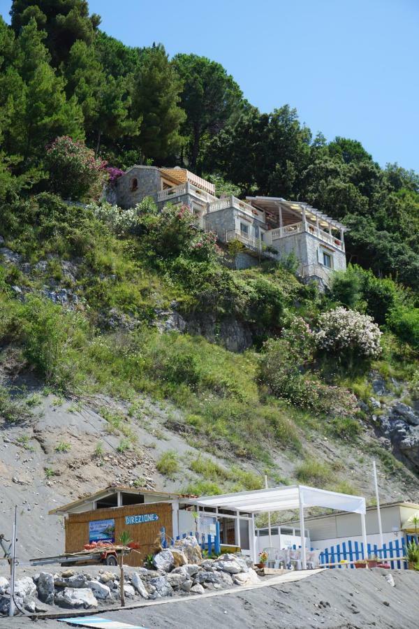 B&B Villa La Petra サン・ニコーラ・アルチェッラ エクステリア 写真